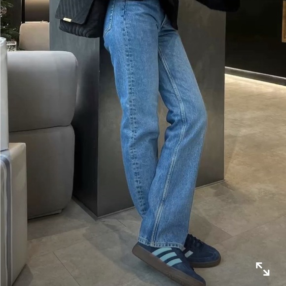 ADIDAS - Picture 4 of 6